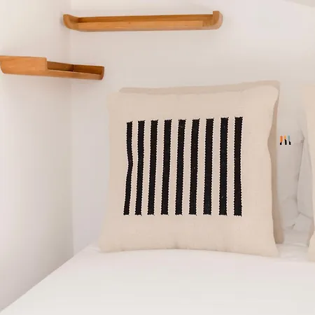 Apartament Liiiving In - Mezzanine Delight Balcony Porto