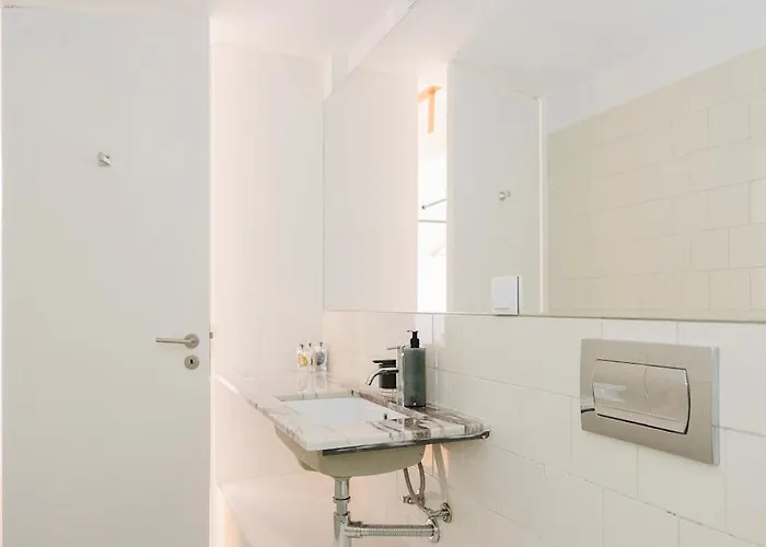 Apartamento Liiiving In - Mezzanine Delight Balcony Porto