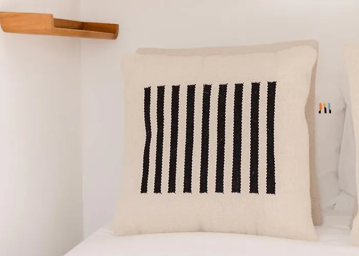 Apartamento Liiiving In - Mezzanine Delight Balcony Porto