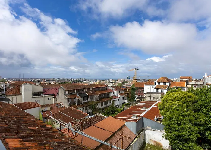 Apartamento Liiiving In - Mezzanine Delight Balcony Porto
